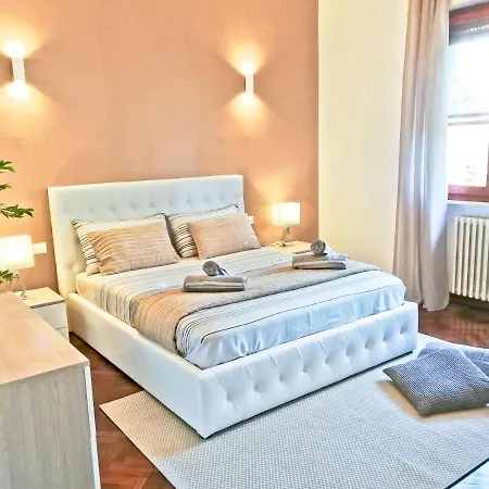 Modern & Bright Tuscany