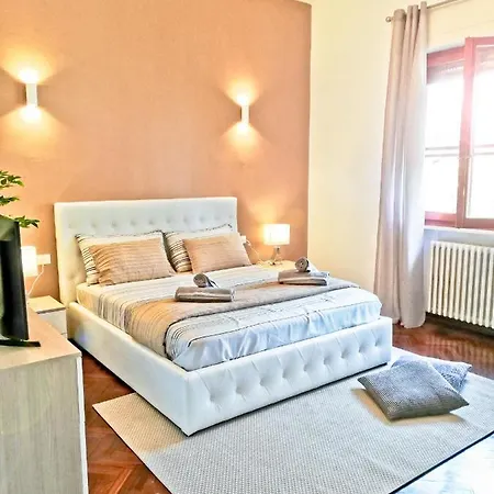 Modern & Bright Tuscany *