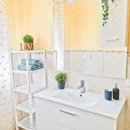 Modern & Bright Tuscany Cenaia